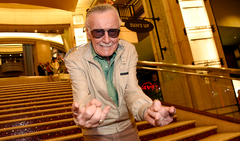 Illustration for article titled ¿Quién ganaría en un combate entre Batman y Superman? Stan Lee responde
